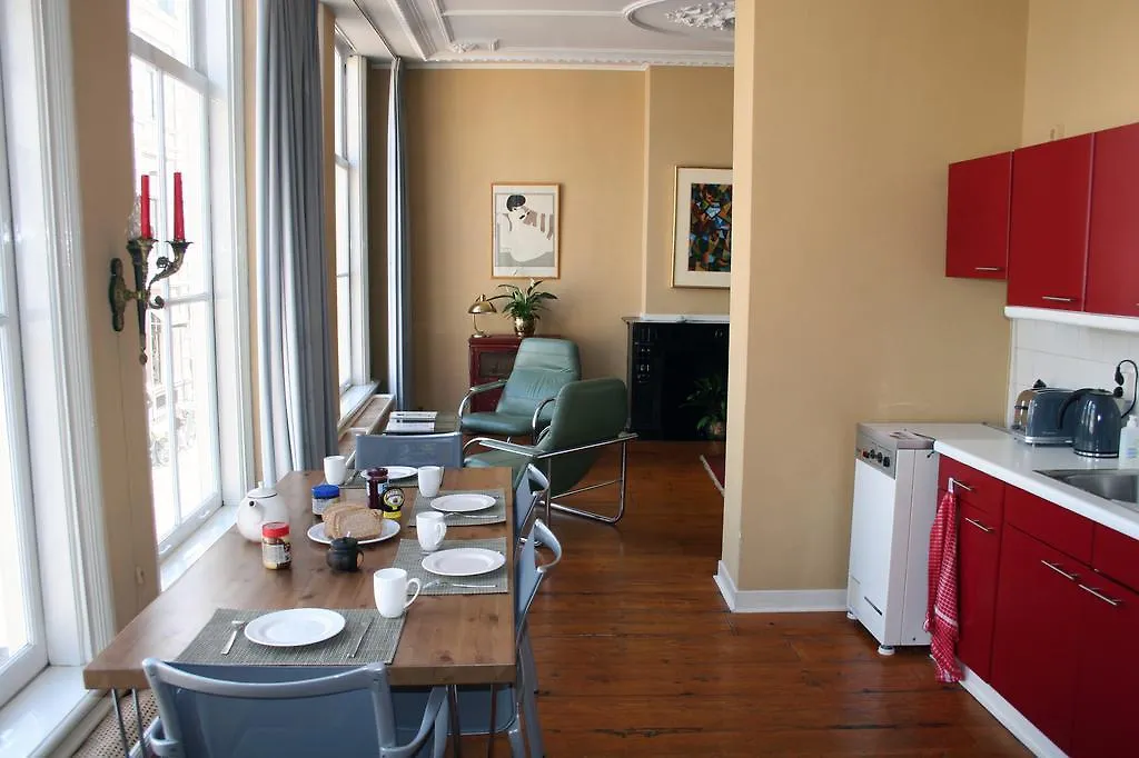 Denneweg Apartment Lahey